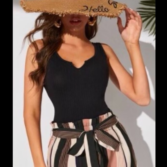 ✨Cute Tank Romper✨ - Picture 2 of 5